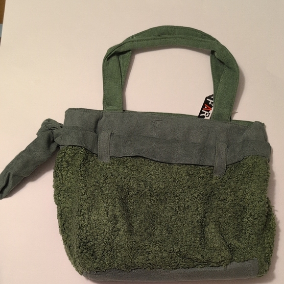 Far Nine Elegant Green Embroidered Tote Bag New - Picture 2 of 6